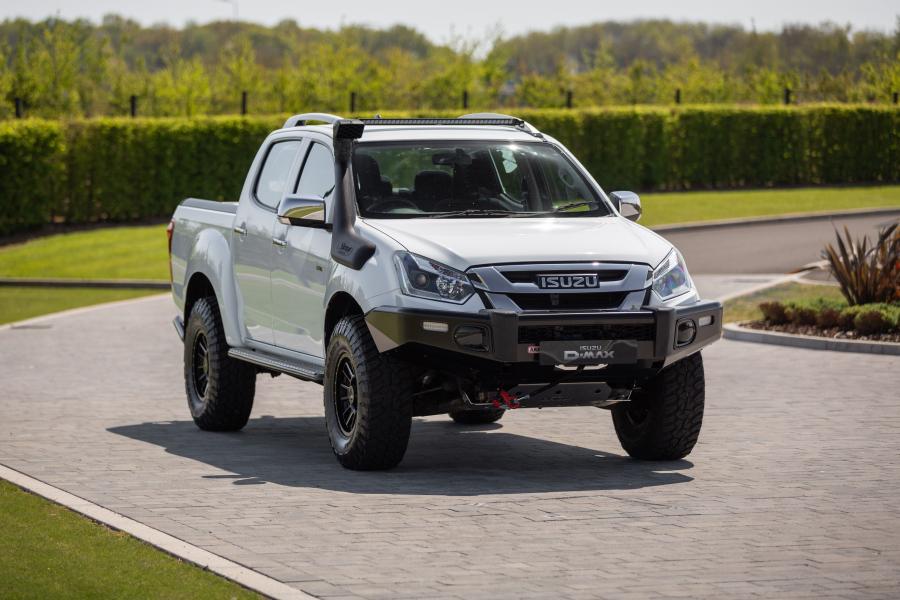  Isuzu D-Max GO2 2020 года  (фото 1 из 24)